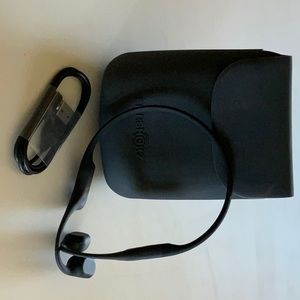 Aftershokz Aeropex - Open-Ear Bluetooth Bone Conduction Sport Headphones